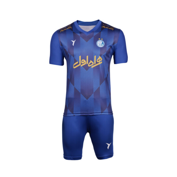 فوتبالی استقلال Three