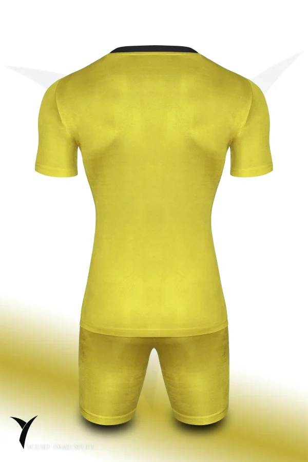 فوتبالی یقه هفت پلاس - تصویر 15